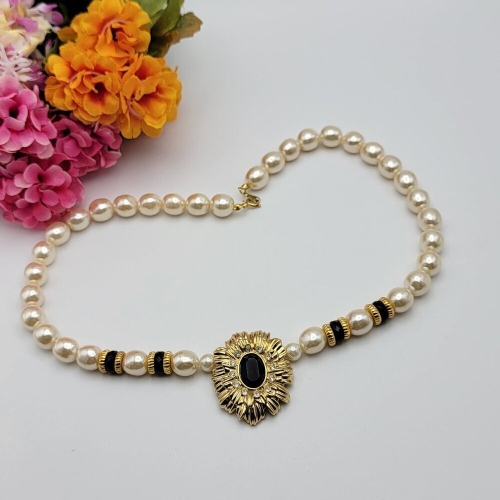 Kenneth Jay Lane for Avon Black Rhinestone Gold Tone Pendant Faux Pearl Necklace
